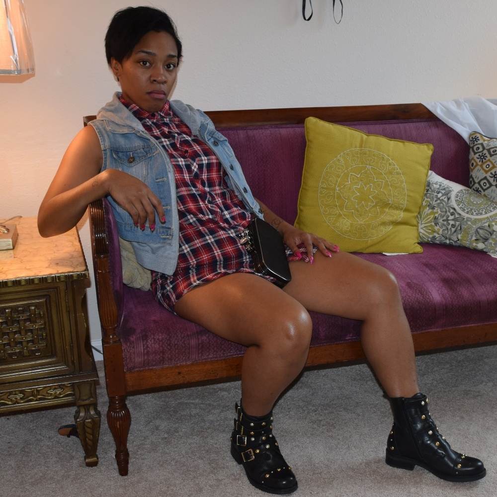 Plaid sleeveless shirtdress